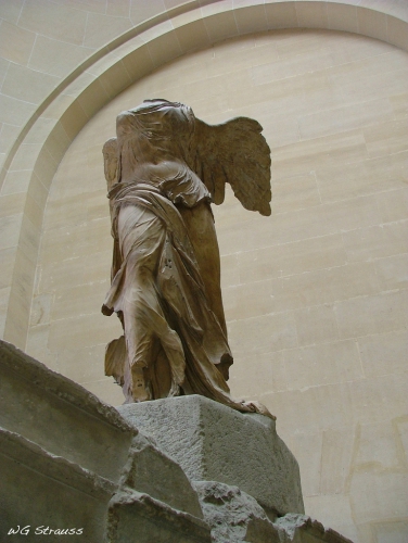 The_Winged_Victory_of_Samothrace.jpg